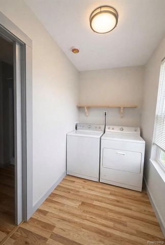 30155 Fort Road, Rockwood, MI 48173