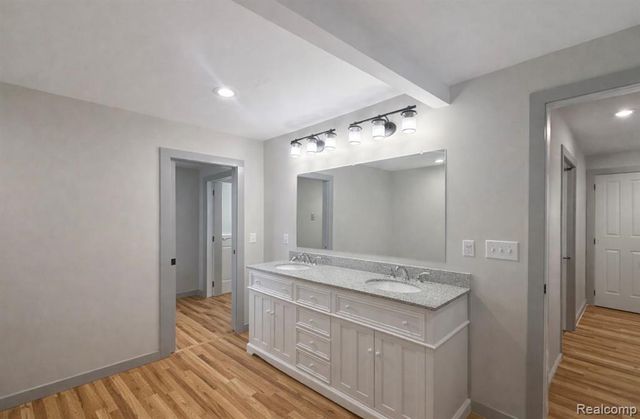 30155 Fort Road, Rockwood, MI 48173