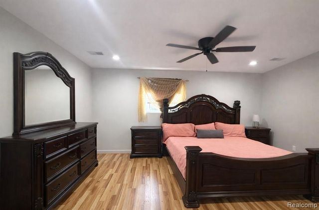 30155 Fort Road, Rockwood, MI 48173