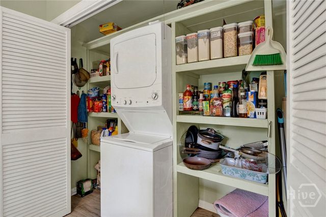 1315 Grace Drive, Savannah, GA 31406