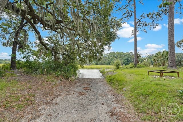 1315 Grace Drive, Savannah, GA 31406