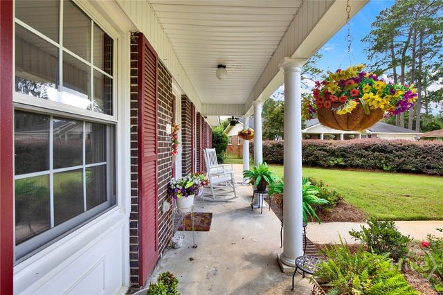 1315 Grace Drive, Savannah, GA 31406