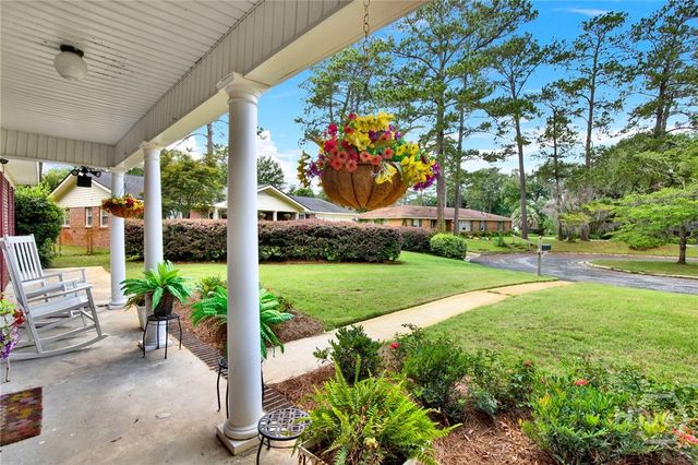 1315 Grace Drive, Savannah, GA 31406