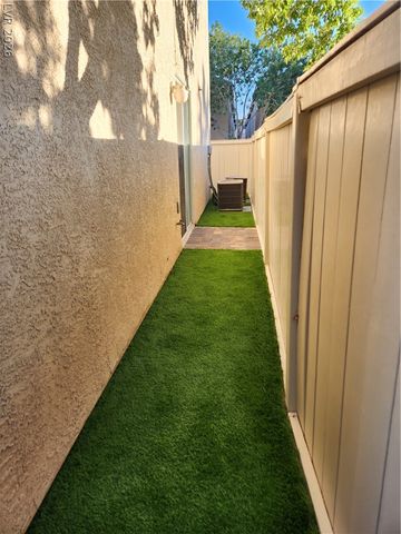 2127 Casa Ladera Street, Las Vegas, NV 89156