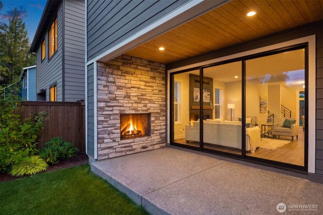 27012 NE 141st Place, Duvall, WA 98019