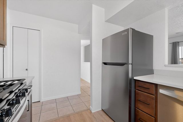 5005 Goldenthread Drive NE, Albuquerque, NM 87113