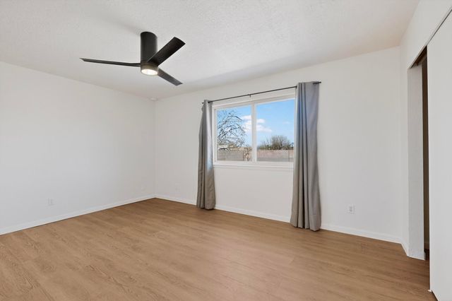 5005 Goldenthread Drive NE, Albuquerque, NM 87113