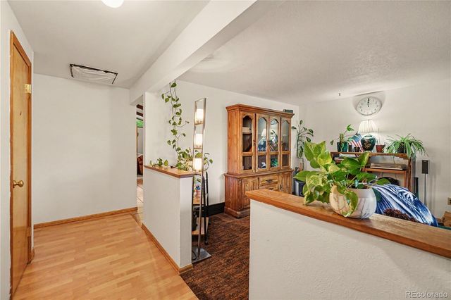 1337 Sharpe Place, Longmont, CO 80501