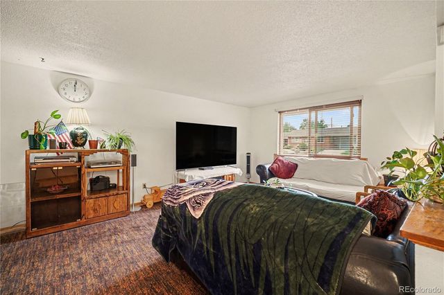 1337 Sharpe Place, Longmont, CO 80501