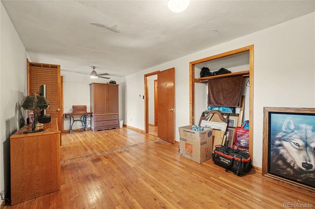1337 Sharpe Place, Longmont, CO 80501