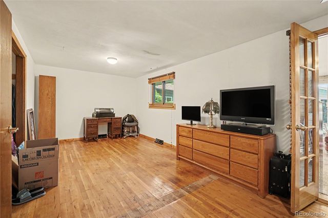 1337 Sharpe Place, Longmont, CO 80501