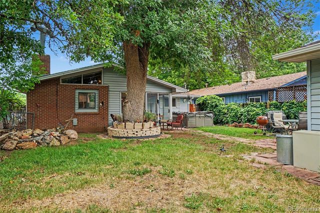 1337 Sharpe Place, Longmont, CO 80501