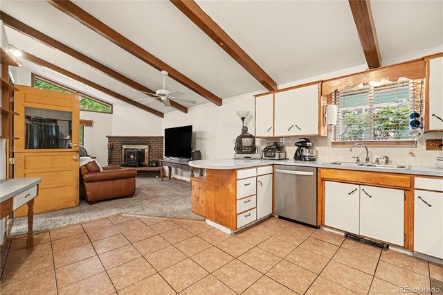 1337 Sharpe Place, Longmont, CO 80501