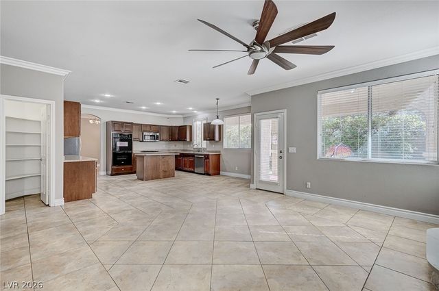 3527 Cupecoy Point Avenue, Las Vegas, NV 89141