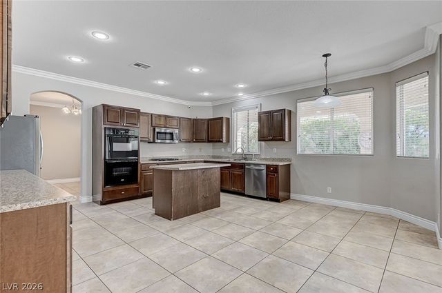 3527 Cupecoy Point Avenue, Las Vegas, NV 89141