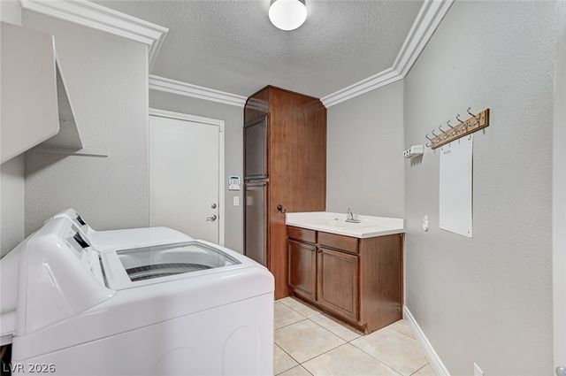 3527 Cupecoy Point Avenue, Las Vegas, NV 89141