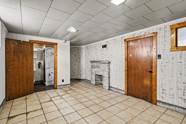 635 E Main Street, Benton Harbor, MI 49022