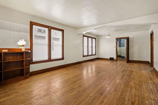 635 E Main Street, Benton Harbor, MI 49022