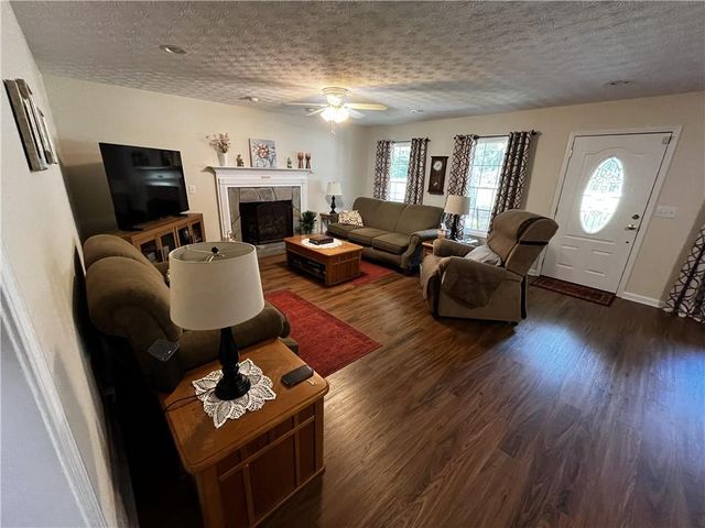 9623 Villa Rica Highway, Villa Rica, GA 30180