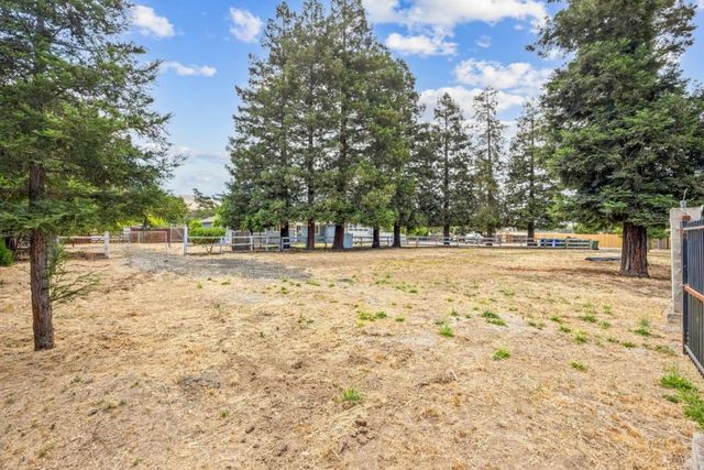 12500 New Avenue, San Martin, CA 95046