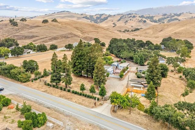 12500 New Avenue, San Martin, CA 95046