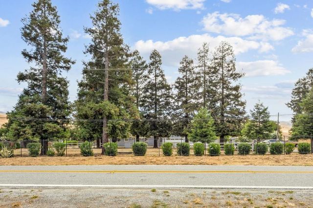 12500 New Avenue, San Martin, CA 95046