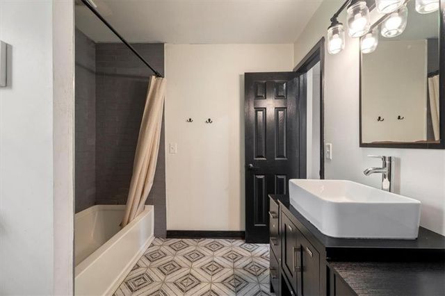 165 Colony Circle, Canton, GA 30114