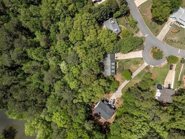 165 Colony Circle, Canton, GA 30114