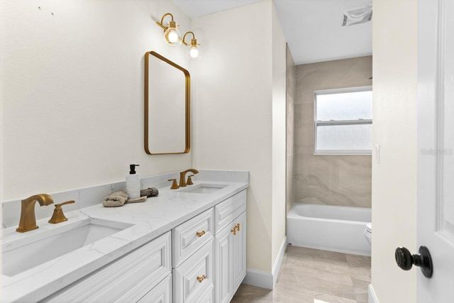 9244 79TH AVENUE, Seminole, FL 33777