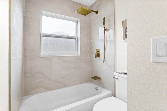 9244 79TH AVENUE, Seminole, FL 33777