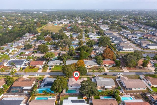 9244 79TH AVENUE, Seminole, FL 33777