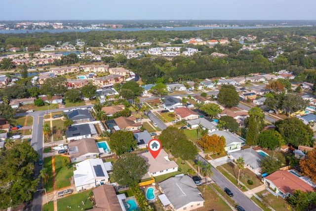 9244 79TH AVENUE, Seminole, FL 33777