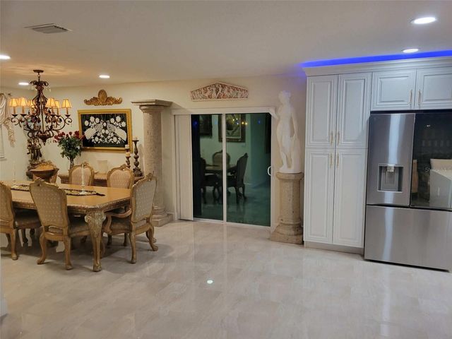 9244 79TH AVENUE, Seminole, FL 33777