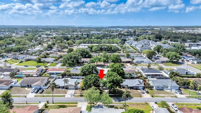 9244 79TH AVENUE, Seminole, FL 33777
