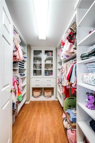 10923 Landale 2, Toluca Lake, CA 91602