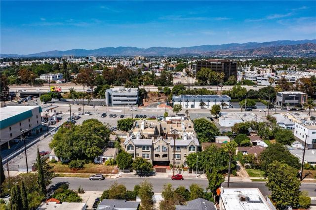 10923 Landale 2, Toluca Lake, CA 91602