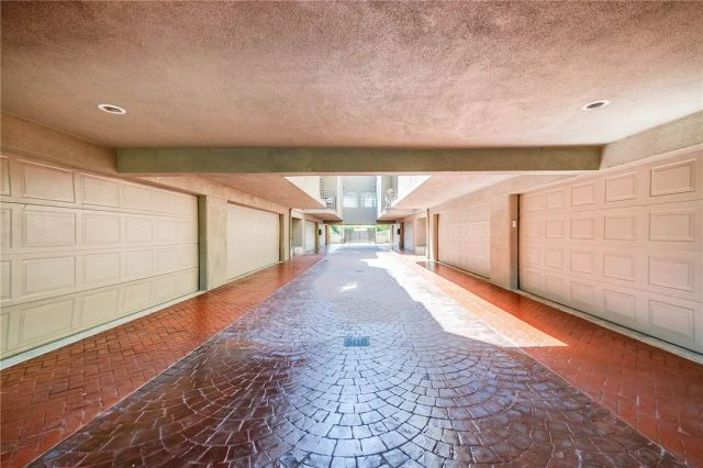 10923 Landale 2, Toluca Lake, CA 91602