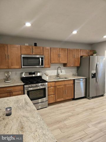 14 ROANOKE CT, Willingboro, NJ 08046