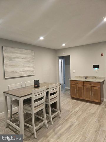 14 ROANOKE CT, Willingboro, NJ 08046