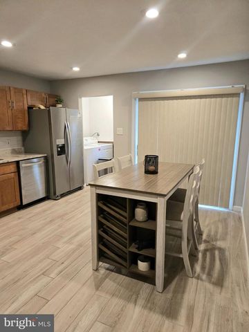 14 ROANOKE CT, Willingboro, NJ 08046