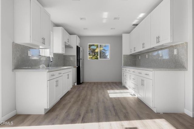 6256 Satsuma Avenue, Los Angeles, CA 91606