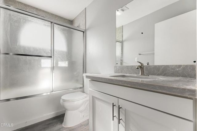 6256 Satsuma Avenue, Los Angeles, CA 91606