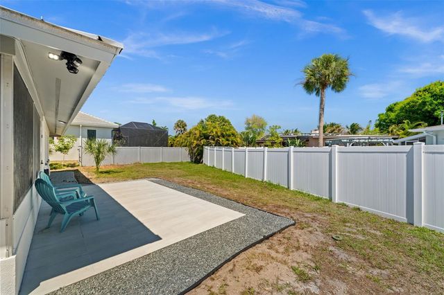 604 MADRID AVENUE, Venice, FL 34285