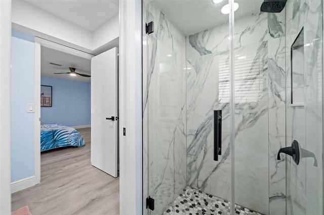 604 MADRID AVENUE, Venice, FL 34285