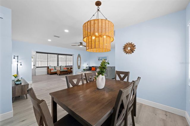 604 MADRID AVENUE, Venice, FL 34285