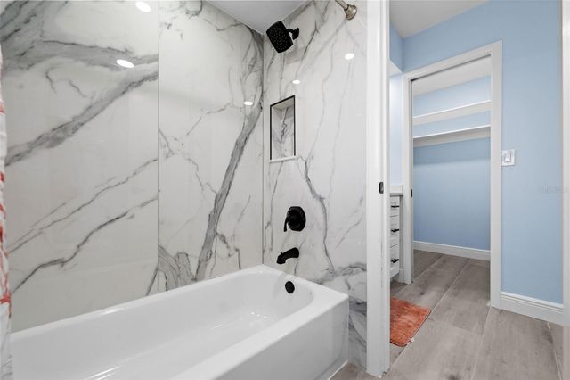 604 MADRID AVENUE, Venice, FL 34285