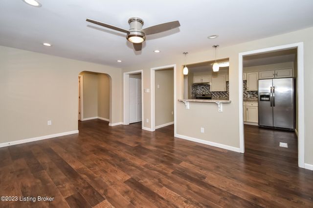 4851 Maryman Rd, Louisville, KY 40258