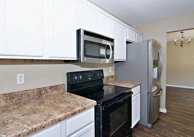 305 N Chestnut Street, Seneca, SC 29678