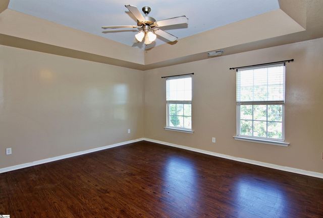 305 N Chestnut Street, Seneca, SC 29678