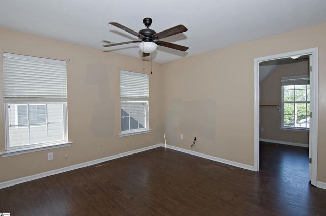 305 N Chestnut Street, Seneca, SC 29678